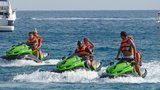 Blázen Balotelli na dovolené: Na Ibize řádil na vodních skútrech