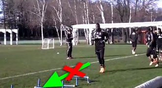 VIDEO: Mario Balotelli šidil cvičení. Já nepotřebuji trénovat!