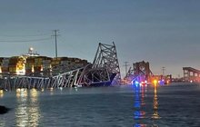 Noční nehoda v americkém Baltimoru: Loď zbořila most!
