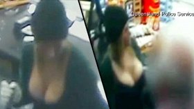 Čerpací stanici v Austrálii přepadla tahle sexy banditka