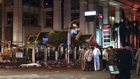 Exploze v Bangkoku zabila desítky lidí, mezi oběťmi jsou i cizinci.