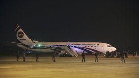 Bangladéšan se pokusil unést letadlo z Dháky do Dubaje