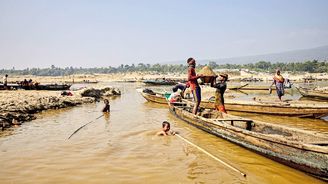 Barvy Bangladéše: V chudé a hustě osídlené zemi najdeme "obrazy" jak ze starých galerií Barvy Bangladéše: V chudé a hustě osídlené zemi najdeme "obrazy" jak ze starých galerií