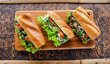 Bánh mì můžete naplnit čímkoliv, naslano a dokonce i nasladko
