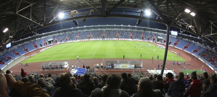 Při zápase Baníku s Olomoucí se děly zajímavé věci na hřišti i na stadionu