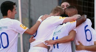 Baník slaví návrat do ligy! Znojmo zničil 3:0, Opavě výhra nestačila