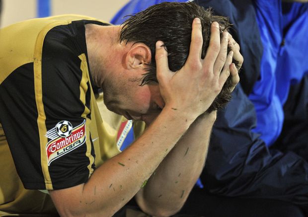 Zklamaný fotbalista Baníku. Zklamaný fotbalista Baníku.