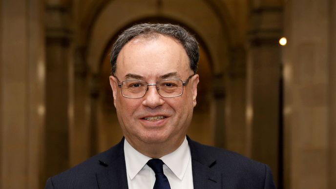 Guvernér Bank of England Andrew Bailey nevyloučil možnost záporných sazeb.