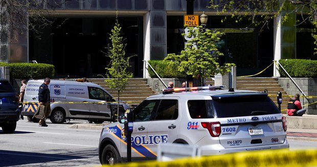 Masakr v bance: Zaměstnanec zabil pět kolegů, policie ho zastřelila