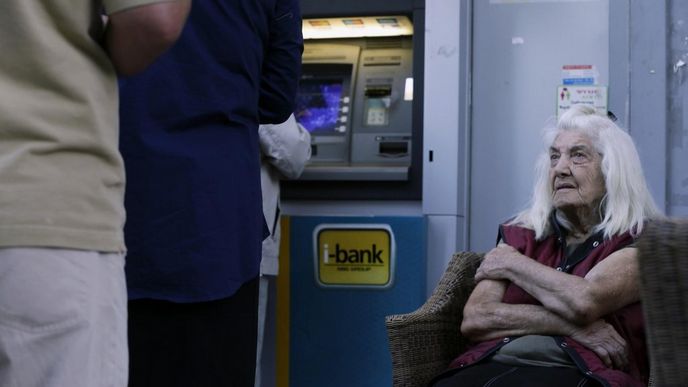 bankomat u řecké banky