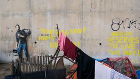 Spoluzakladatel firmy Apple a syn syrského migranta Steve Jobs na graffiti autora Banksyho ve francouzském Calais