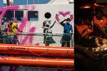 Banksyho loď ve Středomoří volala o pomoc po záchraně migrantů.