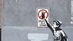 Banksyho graffiti mnozí považují za umění.