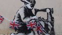 Starší díla Banksyho - Dítě šijící vlajky na diamantové jubileum