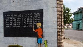 „Nemám dělat to, co jsem viděl v Simpsonových,“ píše chlapeček na zeď...taktéž jedno z děl Banksyho