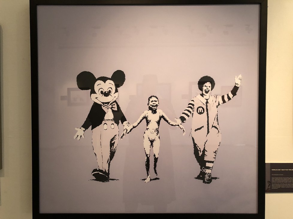 Výstava v Mánesu ukazuje nejznámější Banksyho díla. Jsou to však kopie