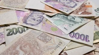 Nemáte v hotovosti ani korunu? České banky radí, kolik si nechat doma v šuplíku pro případ blackoutu Nemáte v hotovosti ani korunu? České banky radí, kolik si nechat doma v šuplíku pro případ blackoutu