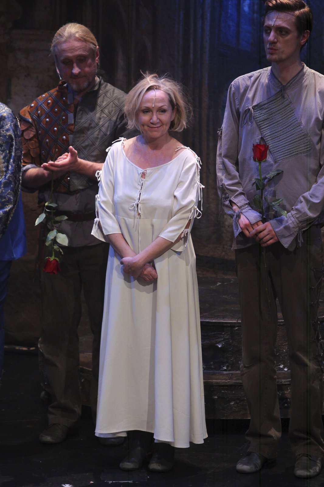 Bára Basiková jako Johanka z Arku.