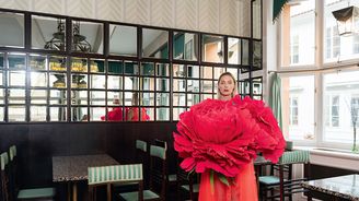 Kolik nástrojů poznáš, tolikrát jsi člověkem, říká herečka s nominací na Anděla Bára Poláková Kolik nástrojů poznáš, tolikrát jsi člověkem, říká herečka s nominací na Anděla Bára Poláková