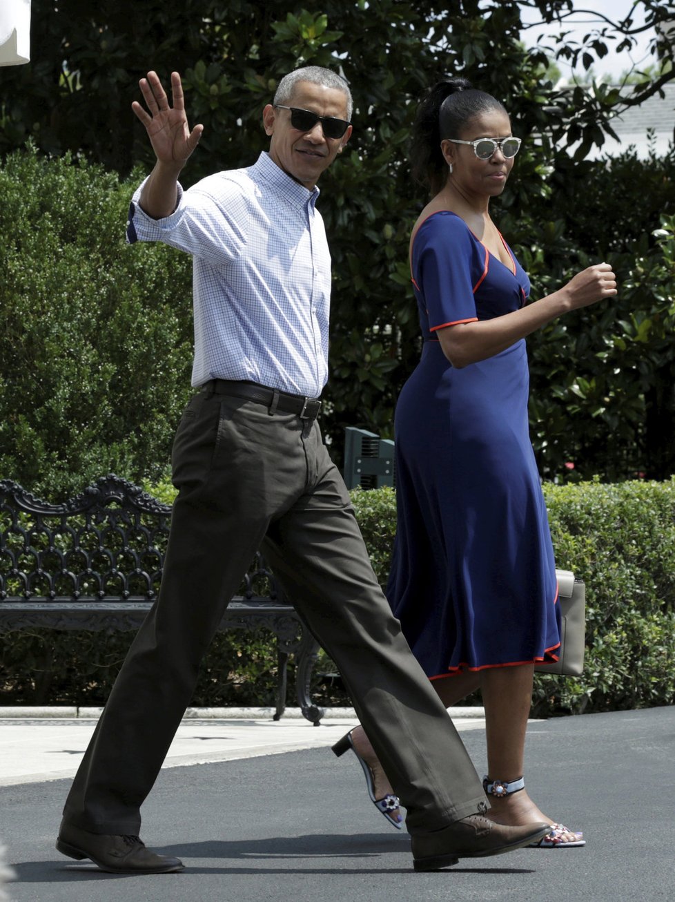 Michelle a Barack Obamovi na ostrově Martha&#39;s Vineyard.