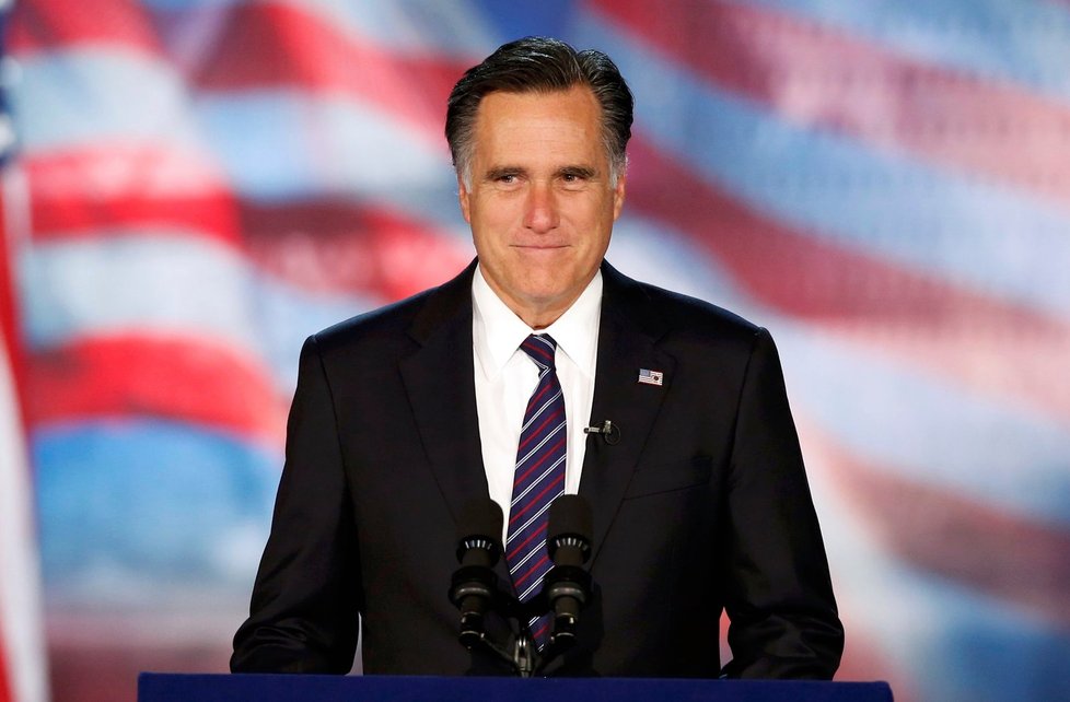 Mitt Romney v 6:55 SEČ oznámil, že telefonicky pogratuloval prezidentu Obamovi k vítězství