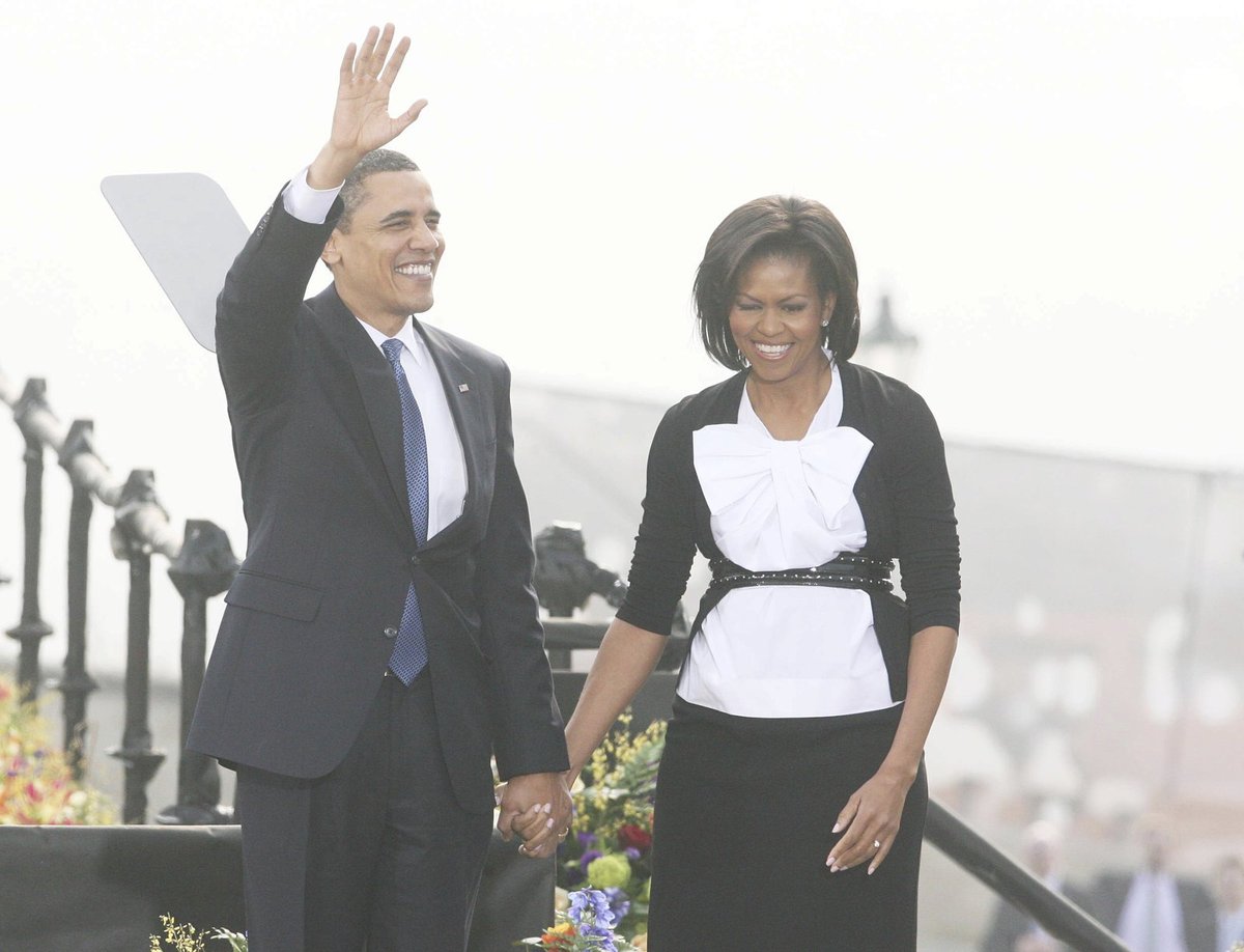 Barack Obama s manželkou Michelle při návštěvě Prahy v dubnu 2009