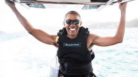 Barack Obama si svůj čas po prezidentování užívá.