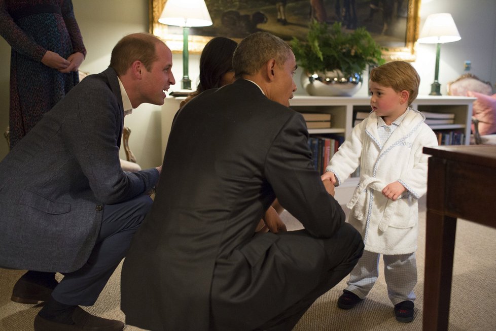 Prezident Obama si potřásl rukou s princem Georgem.