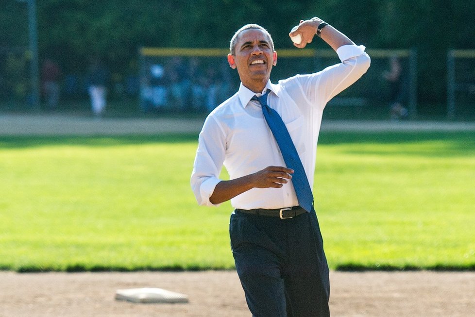 Různé tváře Baracka Obamy: Baseballový nadhoz