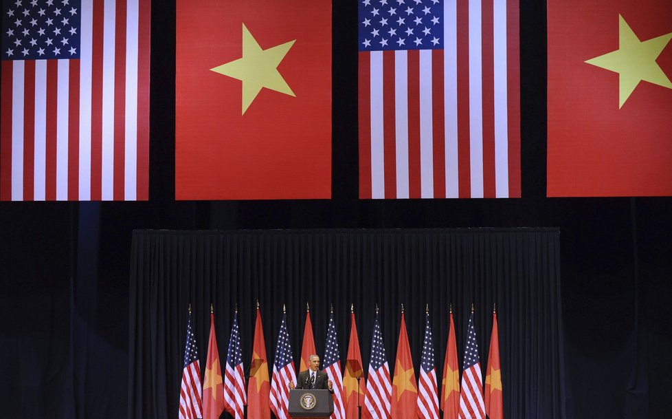 Barack Obama ve Vietnamu: Byli jsme nepřátelé, náš vztah nyní vzkvétá