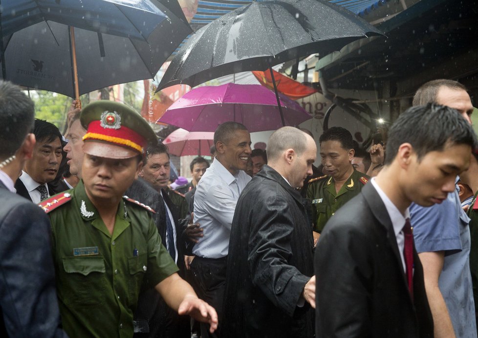 Barack Obama ve Vietnamu: Byli jsme nepřátelé, náš vztah nyní vzkvétá