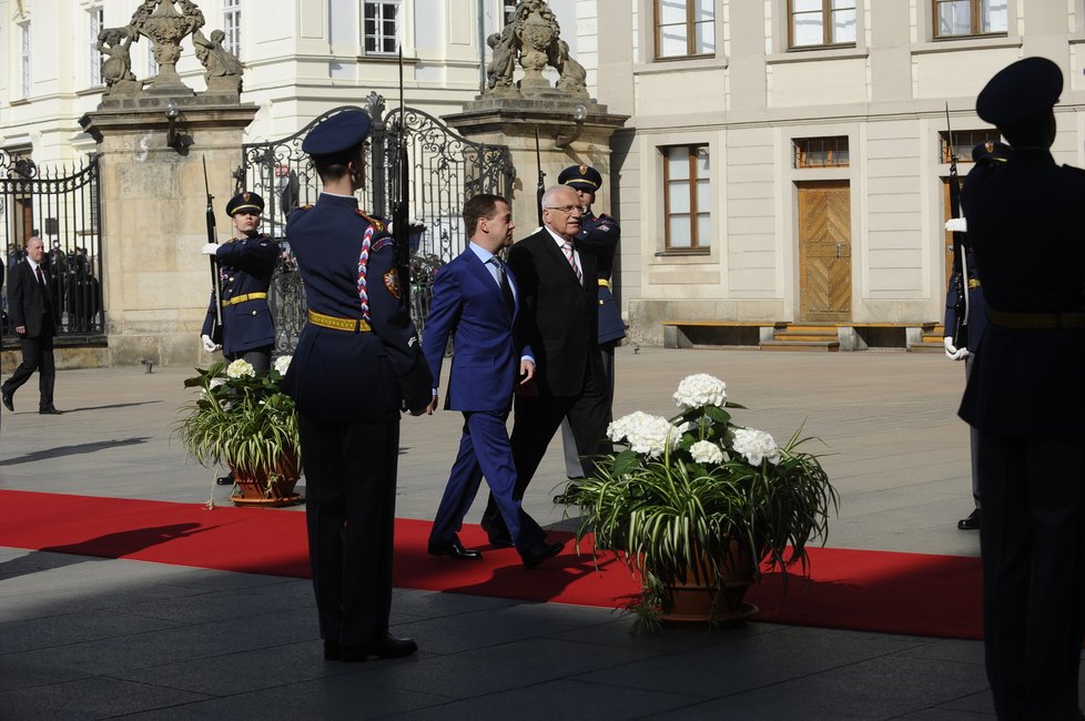 Václav Klaus vítá na Pražském hradě i ruského prezidenta