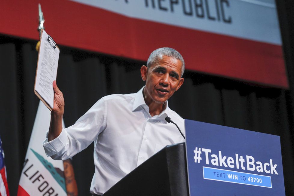 Exprezident Barack Obama na setkání demokratů v Kalifornii, kde vyprávěl historku o kouření ze svého mládí.