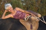 Barbara Adside se poprala s osudem a pře svůj handicap jezdí na koni a hraje ve filmech