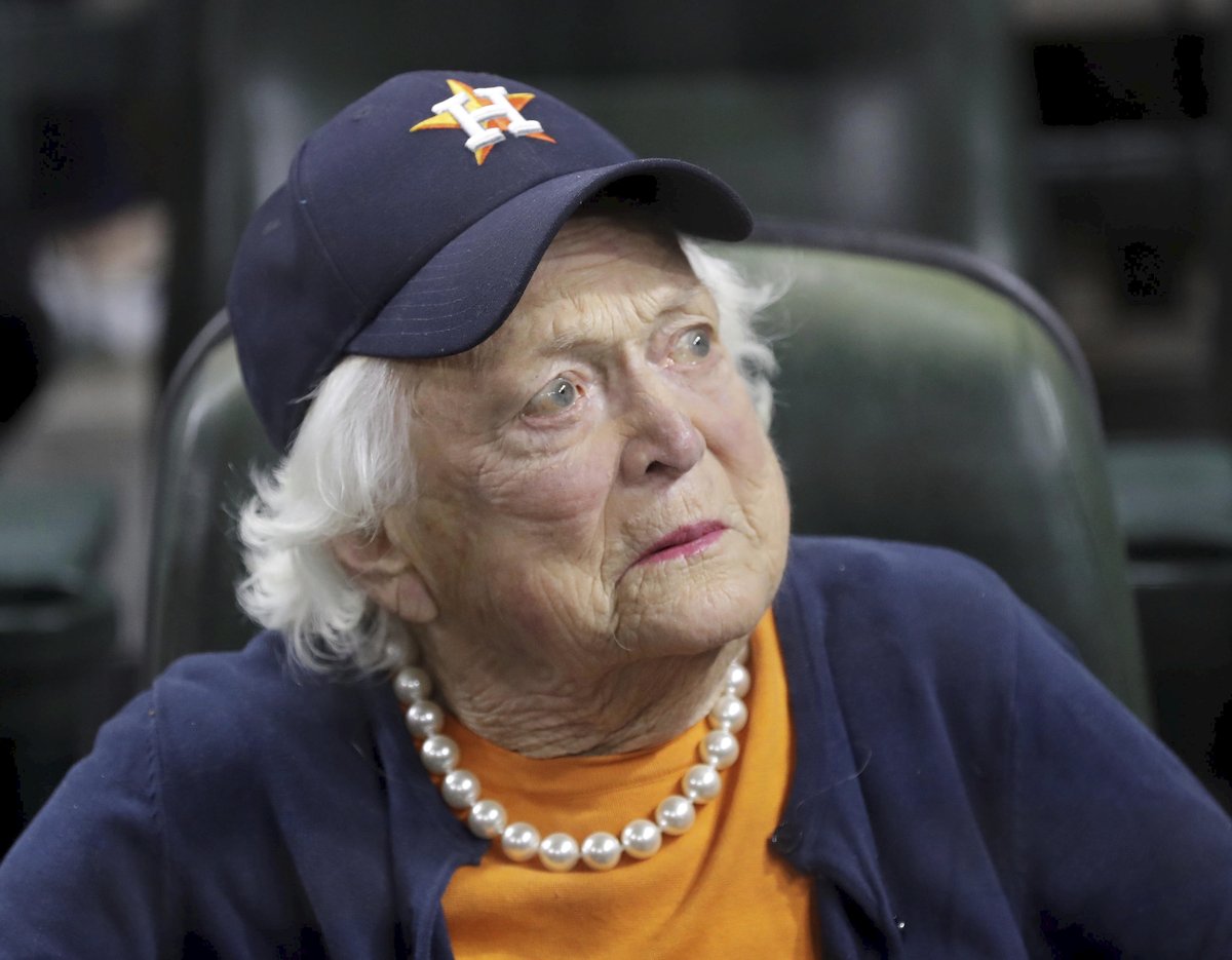 Barbara Bush (92)