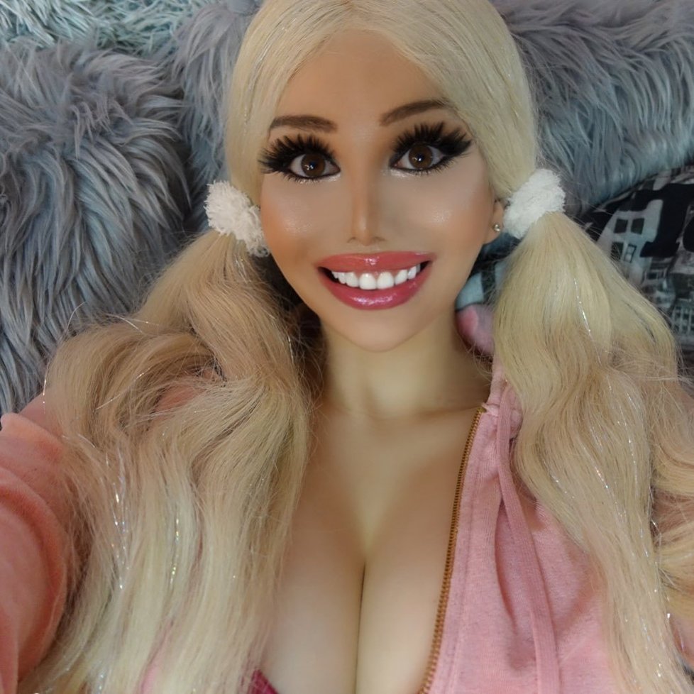 Maďarská Barbie Barbara Luna Sipos