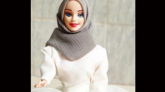 Přivítejte Hidžárbie, muslimskou sestřenici Barbie