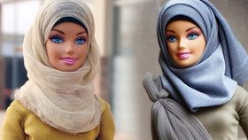 Nigerijská dívka obléká panenky Barbie do muslimských šátků.