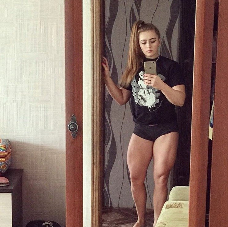 Ruská kulturistka Julia Vins