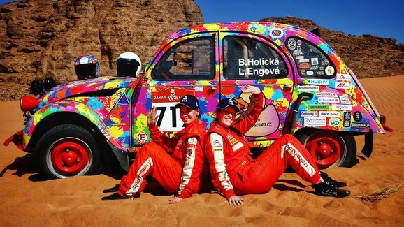 Dakar 2024: Dvě Češky jsou hitem slavné soutěže