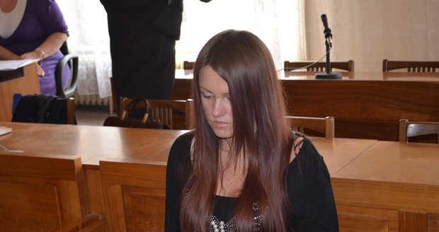 Barbora Orlová u soudu, který ji poslal do detenčního zařízení.