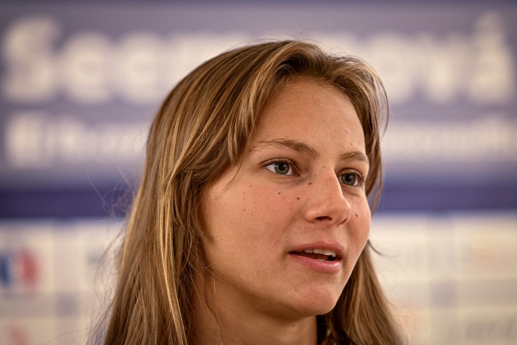 Plavkyně Barbora Seemanová na tiskové konferenci