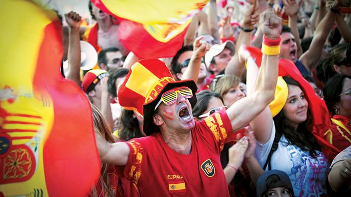 Katalánci v ulicích Barcelony mají jasno: Běda vám, Španělé, jestli prohrajeme!