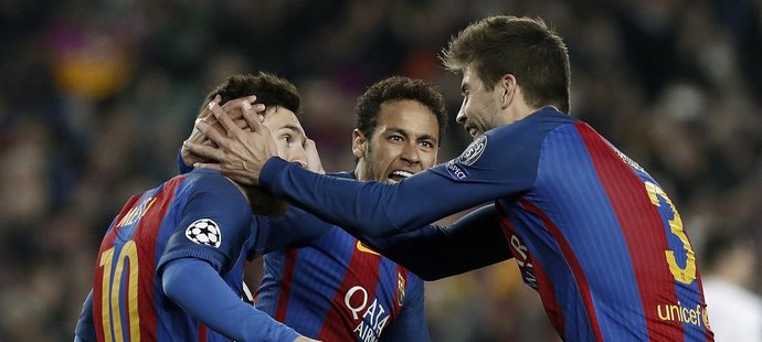 Fotbalisté Barcelony porazili PSG 6:1 a postoupili do čtvrtfinále Ligy mistrů