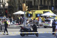 Češi na místě teroru v Barceloně: Natlačili nás do obchodu, lidé plakali