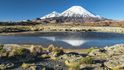 Vulkán Parinacota patří k nejkrásnějším v celé Jižní Americe a jeho výška je 6348 m n. m