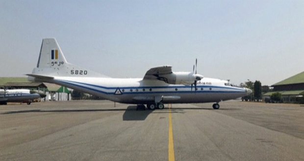 Barmská armáda našla trosky ztraceného letadla i první těla. Cestujících bylo 122