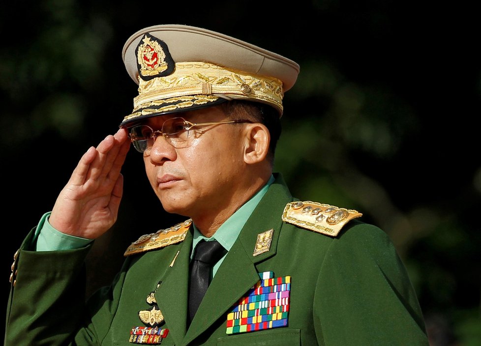 Velitel armády Min Aun Hlain