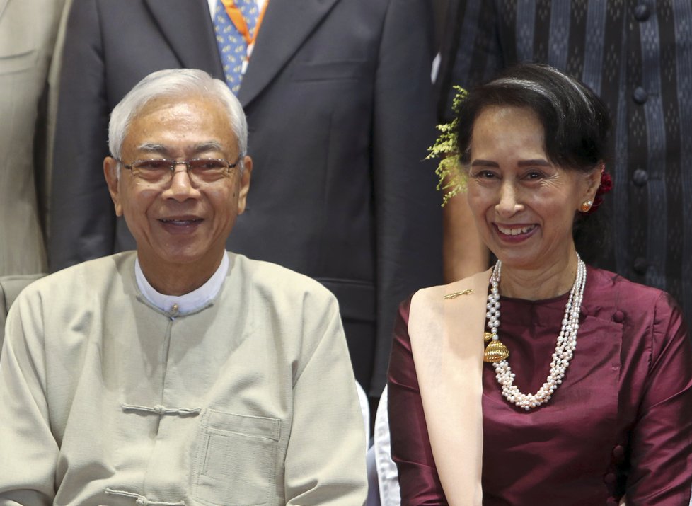 Barmský prezident Tchin Ťjo s Aun Schan Su Ťij. 