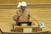 Prezident náhle rezignoval, nejspíš kvůli zdraví. Demise v Barmě platí okamžitě